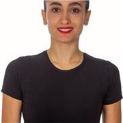 Salve gente, offro delle lezioni pratiche e teoriche per quanto concerne materie linguistiche, storico e letterarie. Vi aspetto :)